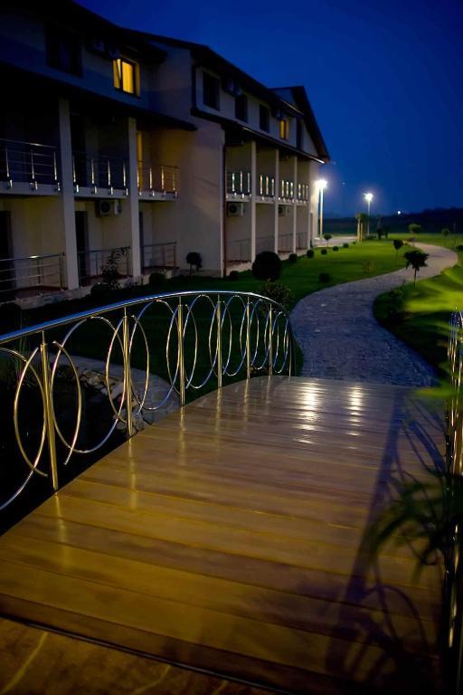 Hotel Astoria Алба Юлия Екстериор снимка