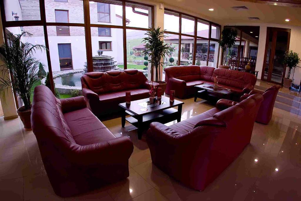 Hotel Astoria Алба Юлия Екстериор снимка