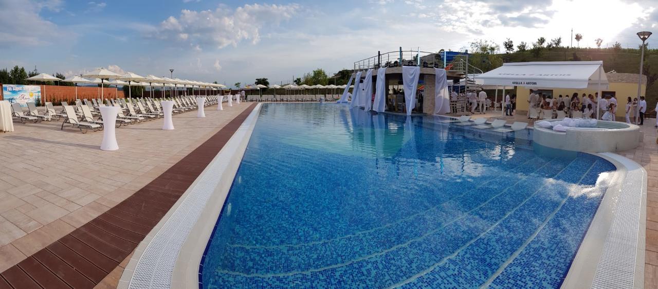 Hotel Astoria Алба Юлия Екстериор снимка